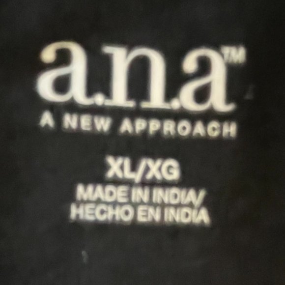 A.N.A EMBLISHED BLACK TSHIRT NWT SIZE XL - Picture 4 of 5